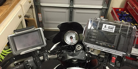 Zasilacz napięcia do motocykli INNOVV Power Hub 2